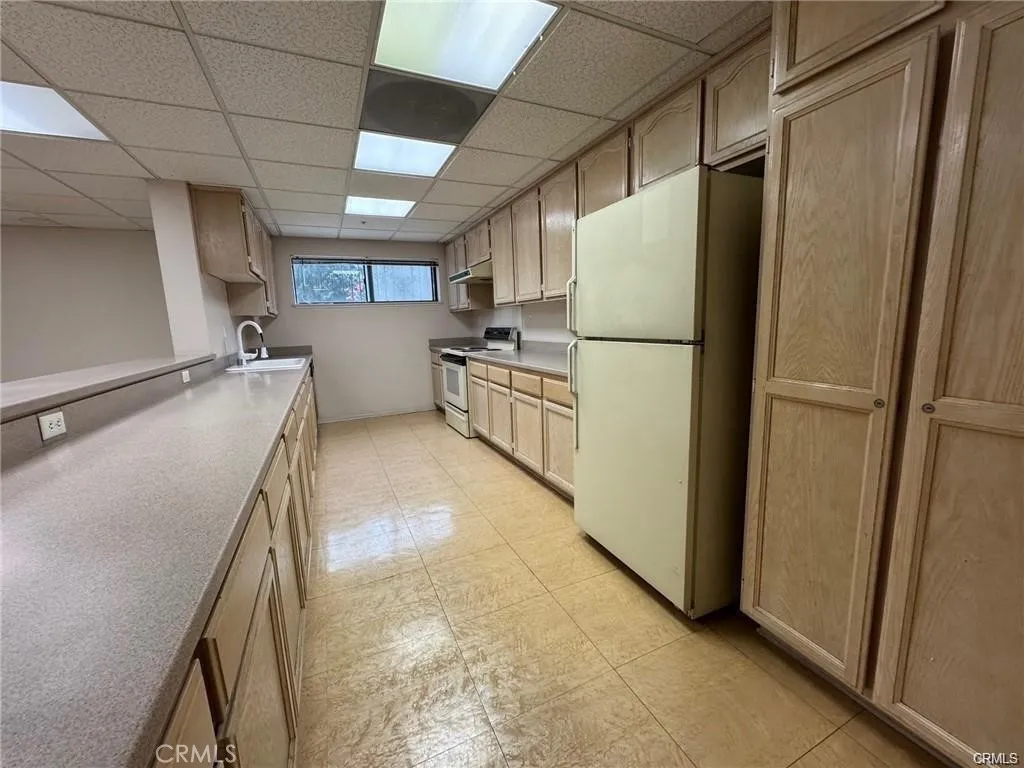 321 N Orange Avenue 209, Monterey Park, California 91755 home-pic-14